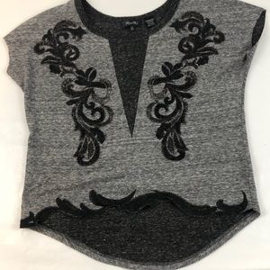 Miss Me short sleeve  high- low top